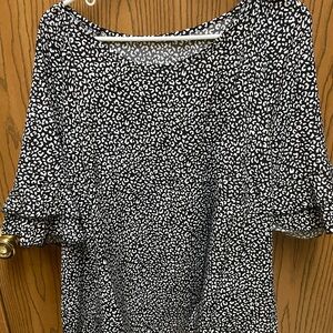 Stylish Black and White Women's Blouse
